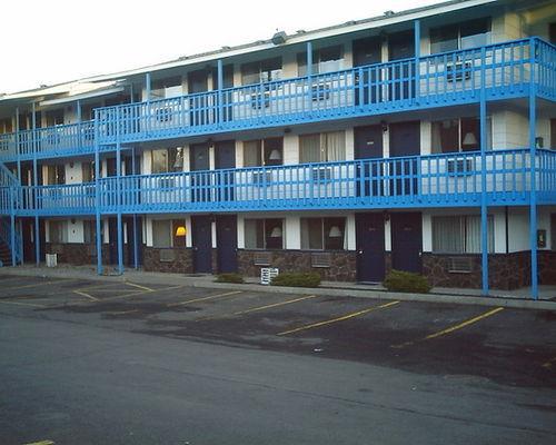 Willow Springs Motel Cheney Екстериор снимка