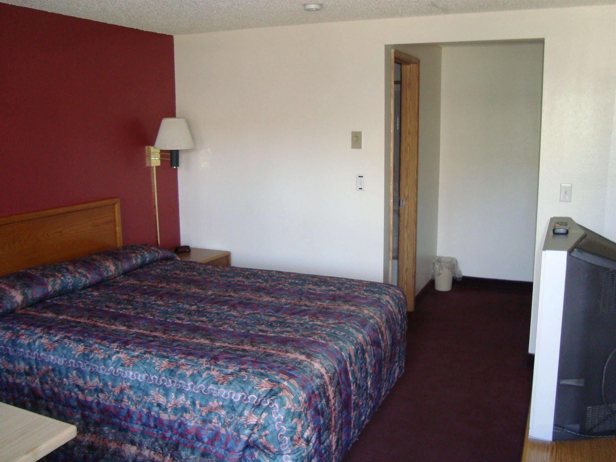 Willow Springs Motel Cheney Екстериор снимка