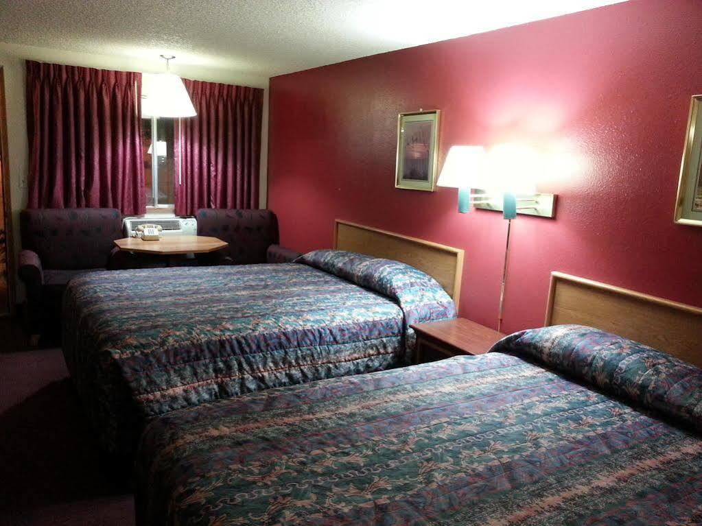 Willow Springs Motel Cheney Екстериор снимка